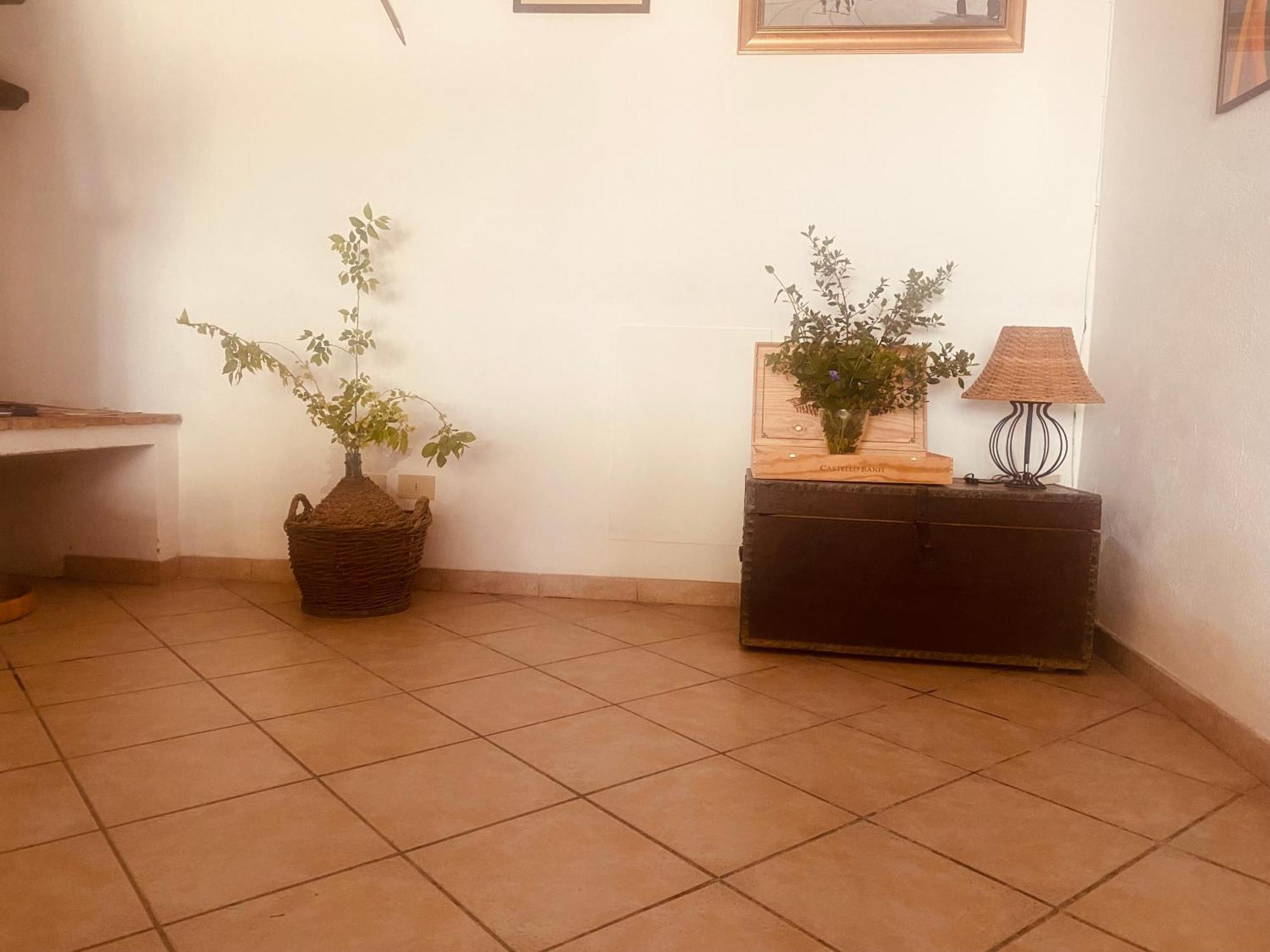 Agriturismo La Concia Giuncarico Luaran gambar
