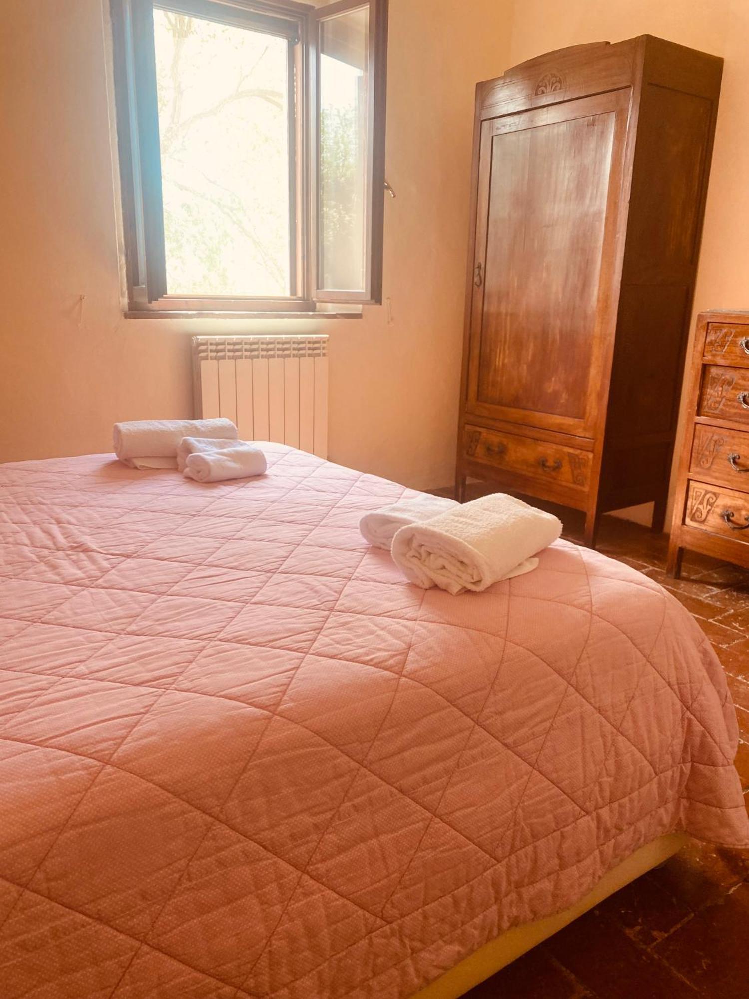 Agriturismo La Concia Giuncarico Luaran gambar